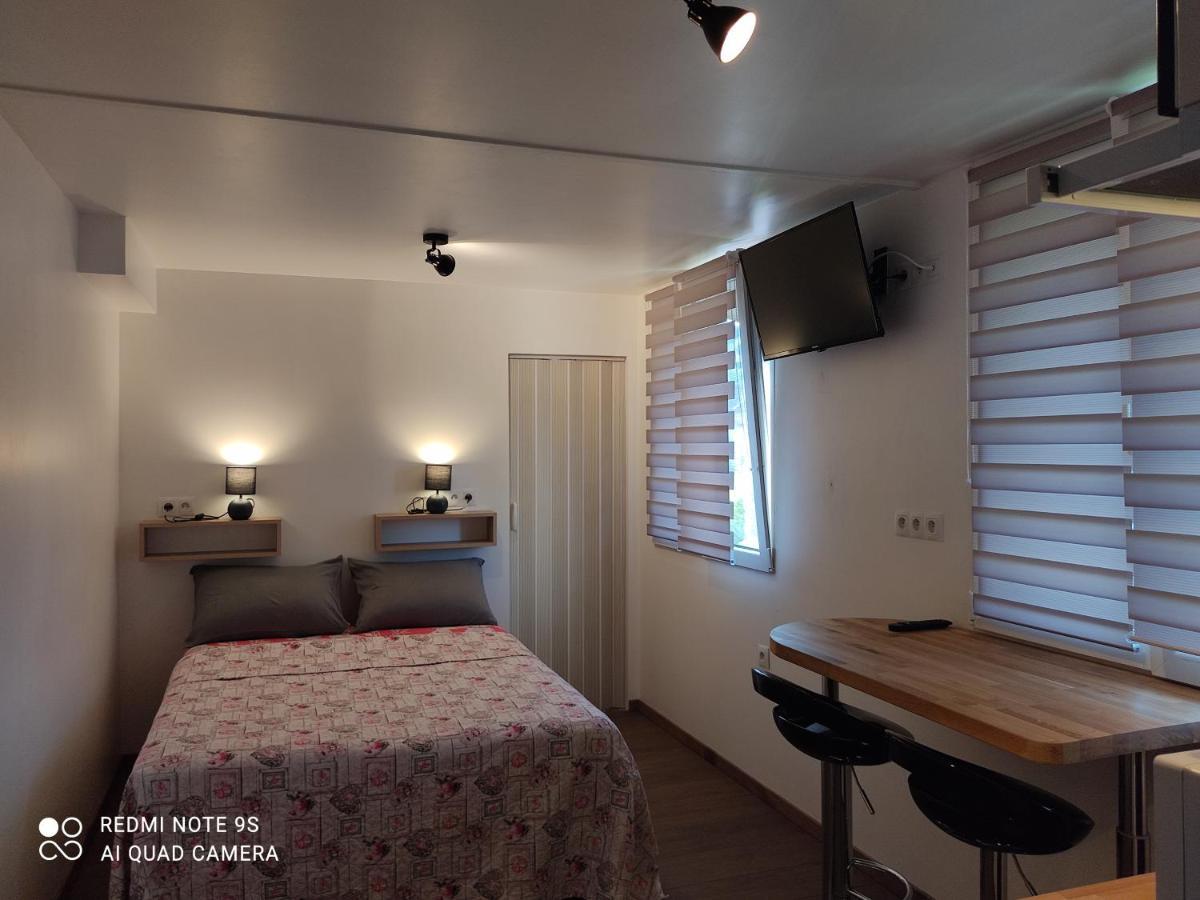 Apartment Albert Parking Prive Gratuit Ліму Екстер'єр фото