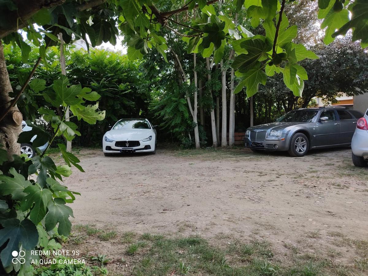 Apartment Albert Parking Prive Gratuit Ліму Екстер'єр фото